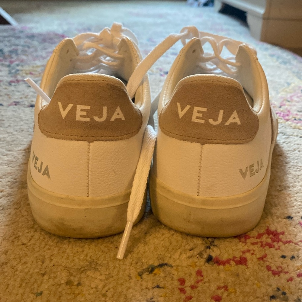 Veja Sneakers
